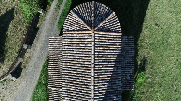 Diagnostic toiture par drone Tarn Aveyron