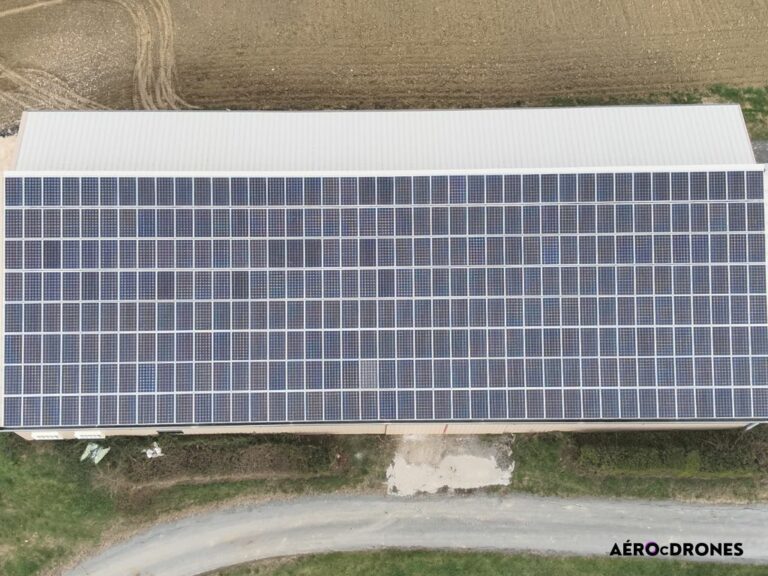 Panneaux photovoltaïques vue par drone Tarn Aveyron Loiret
